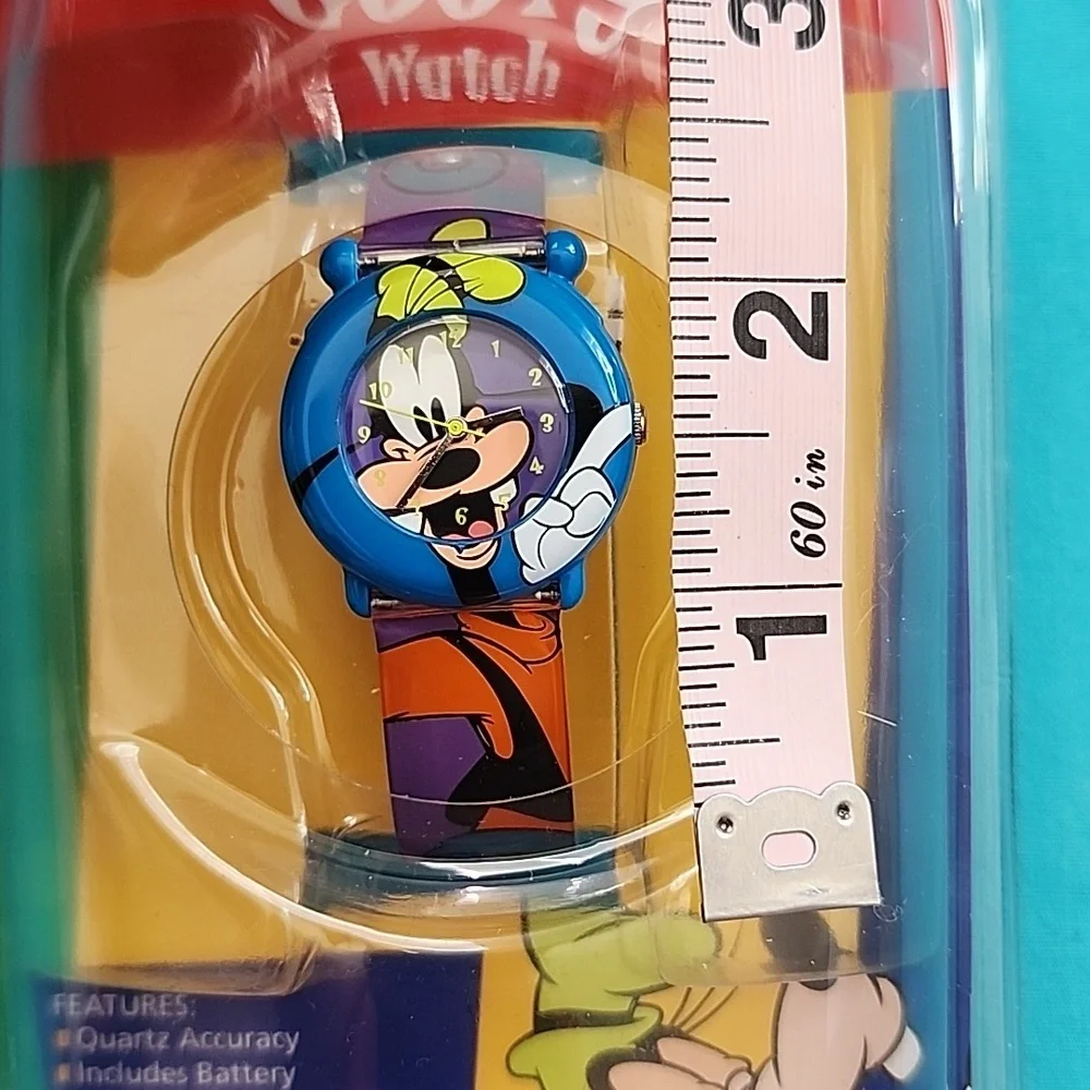 BNIB Mickey for Kids Goofy Watch